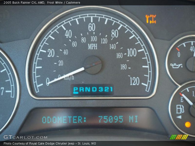 Frost White / Cashmere 2005 Buick Rainier CXL AWD