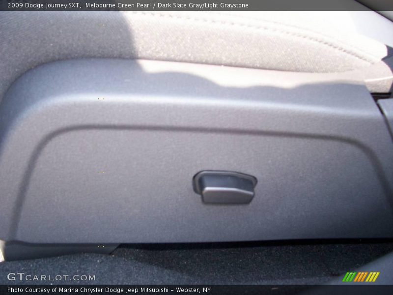 Melbourne Green Pearl / Dark Slate Gray/Light Graystone 2009 Dodge Journey SXT