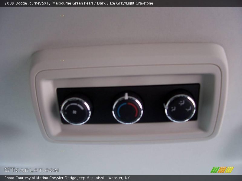 Melbourne Green Pearl / Dark Slate Gray/Light Graystone 2009 Dodge Journey SXT