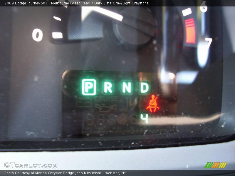 Melbourne Green Pearl / Dark Slate Gray/Light Graystone 2009 Dodge Journey SXT