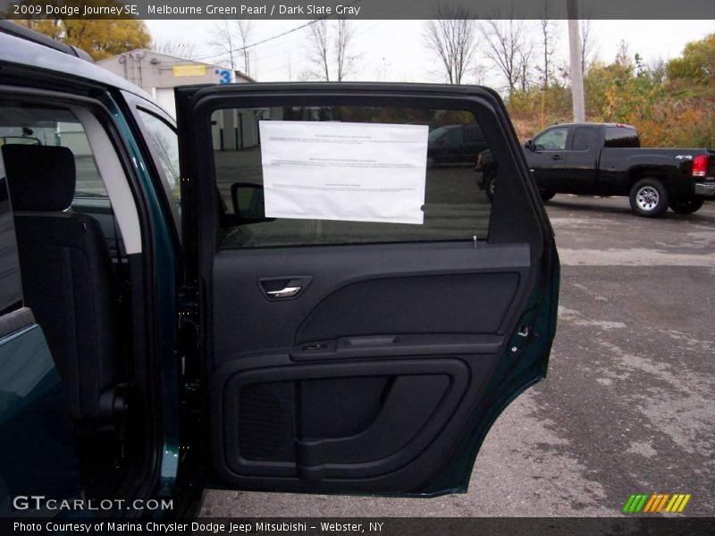 Melbourne Green Pearl / Dark Slate Gray 2009 Dodge Journey SE