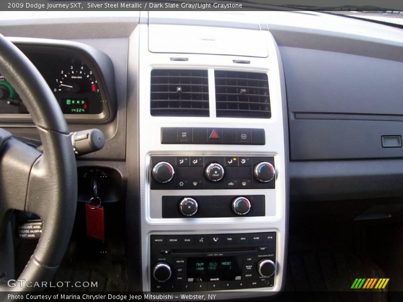 Silver Steel Metallic / Dark Slate Gray/Light Graystone 2009 Dodge Journey SXT