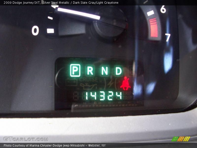 Silver Steel Metallic / Dark Slate Gray/Light Graystone 2009 Dodge Journey SXT