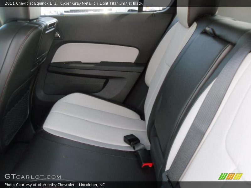 Cyber Gray Metallic / Light Titanium/Jet Black 2011 Chevrolet Equinox LTZ