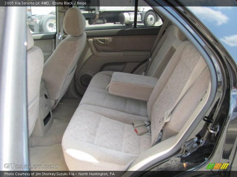 Ebony Black / Beige 2005 Kia Sorento LX 4WD