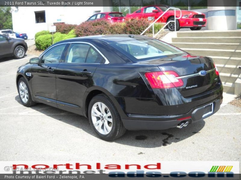 Tuxedo Black / Light Stone 2011 Ford Taurus SEL