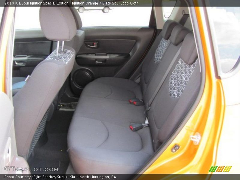 Ignition Orange / Black Soul Logo Cloth 2010 Kia Soul Ignition Special Edition