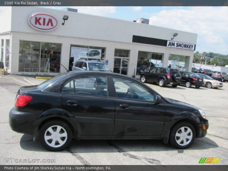 Black / Gray 2006 Kia Rio Sedan