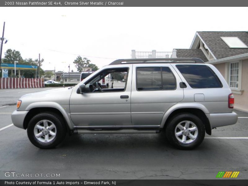 Chrome Silver Metallic / Charcoal 2003 Nissan Pathfinder SE 4x4