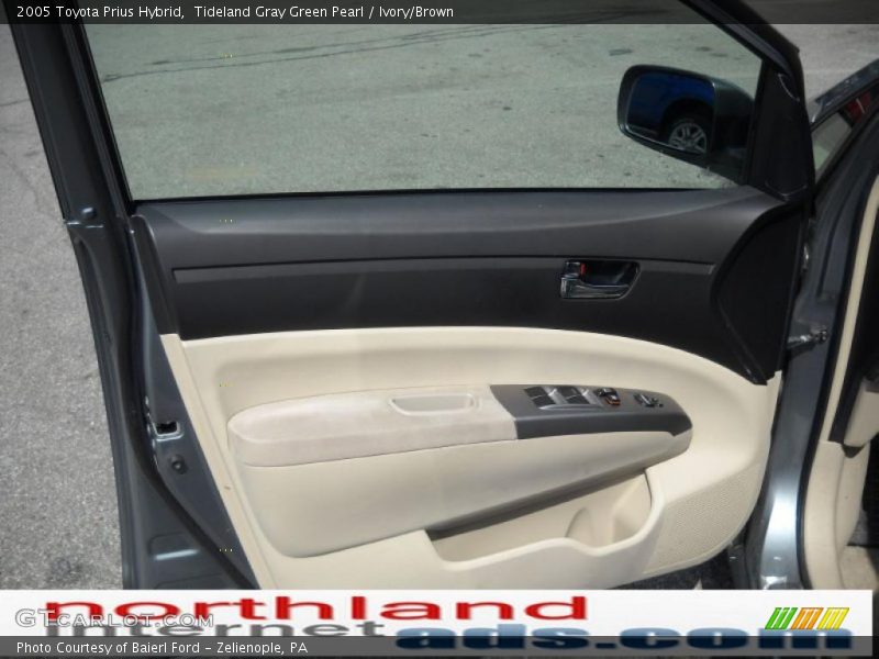 Tideland Gray Green Pearl / Ivory/Brown 2005 Toyota Prius Hybrid