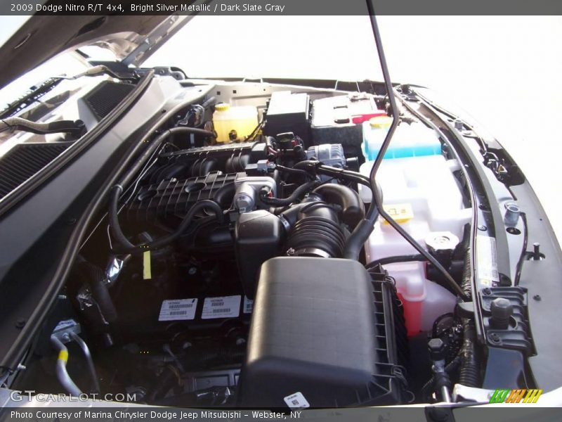 Bright Silver Metallic / Dark Slate Gray 2009 Dodge Nitro R/T 4x4