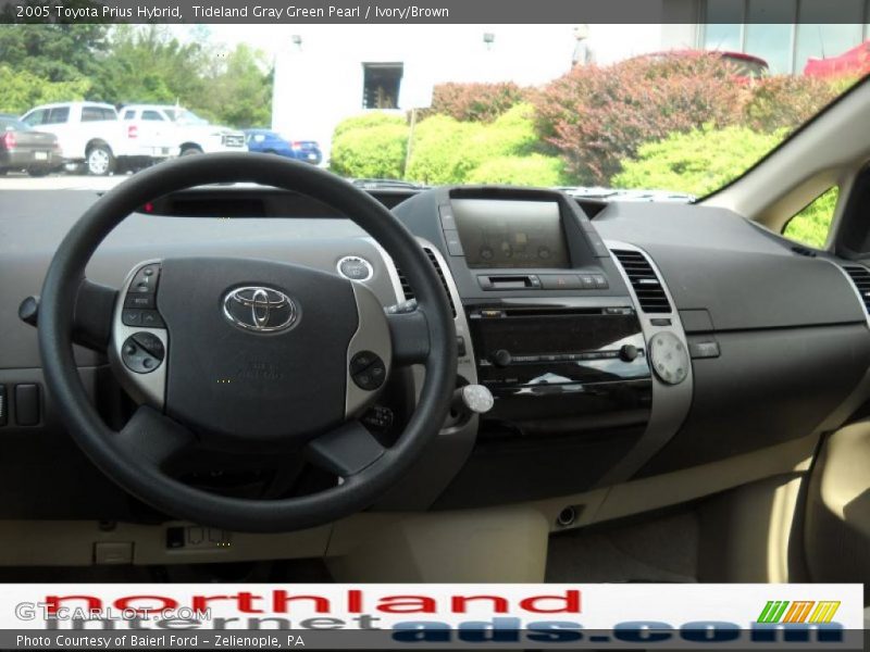 Tideland Gray Green Pearl / Ivory/Brown 2005 Toyota Prius Hybrid