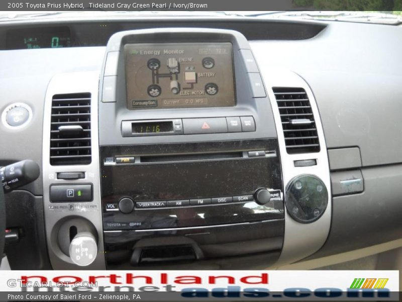 Tideland Gray Green Pearl / Ivory/Brown 2005 Toyota Prius Hybrid