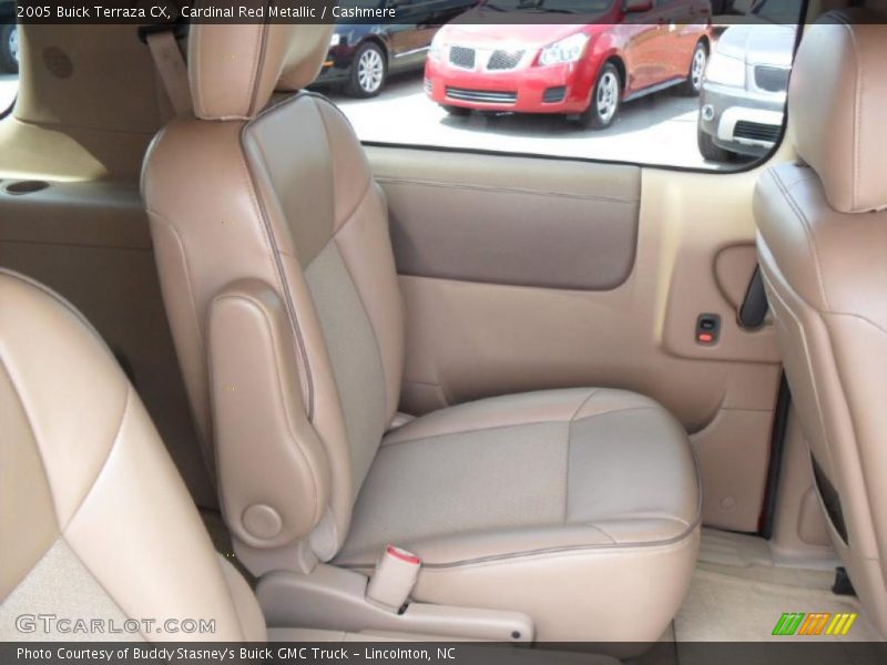 Cardinal Red Metallic / Cashmere 2005 Buick Terraza CX