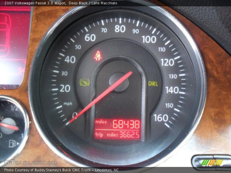 Deep Black / Latte Macchiato 2007 Volkswagen Passat 3.6 Wagon