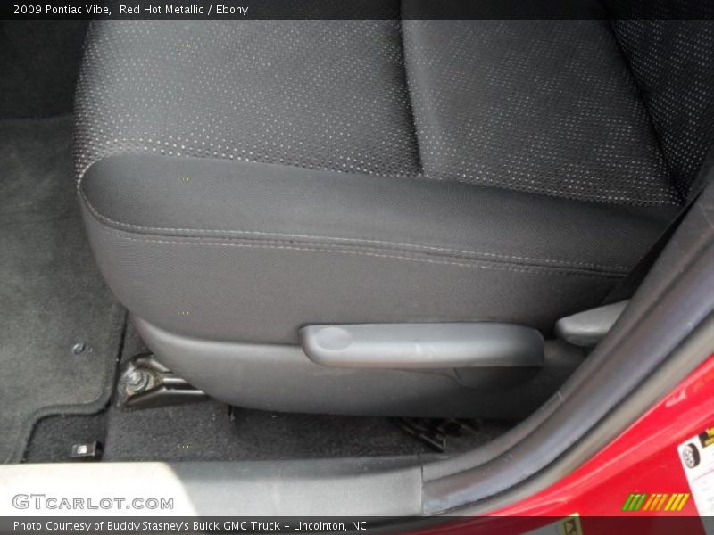 Red Hot Metallic / Ebony 2009 Pontiac Vibe