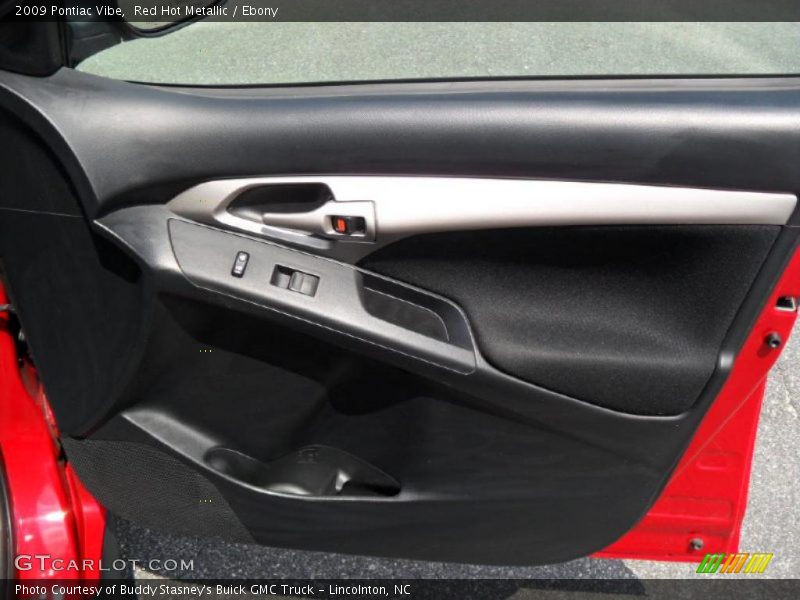 Red Hot Metallic / Ebony 2009 Pontiac Vibe
