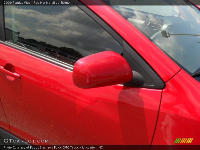 Red Hot Metallic / Ebony 2009 Pontiac Vibe