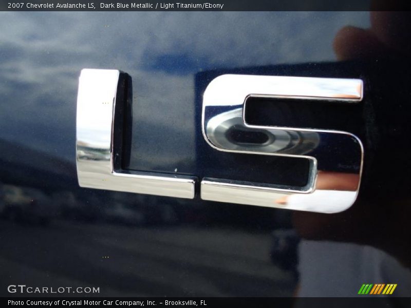Dark Blue Metallic / Light Titanium/Ebony 2007 Chevrolet Avalanche LS