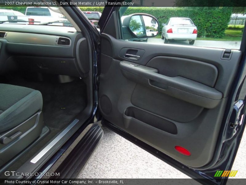 Dark Blue Metallic / Light Titanium/Ebony 2007 Chevrolet Avalanche LS