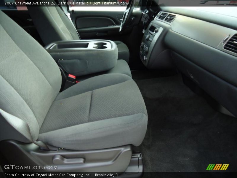 Dark Blue Metallic / Light Titanium/Ebony 2007 Chevrolet Avalanche LS
