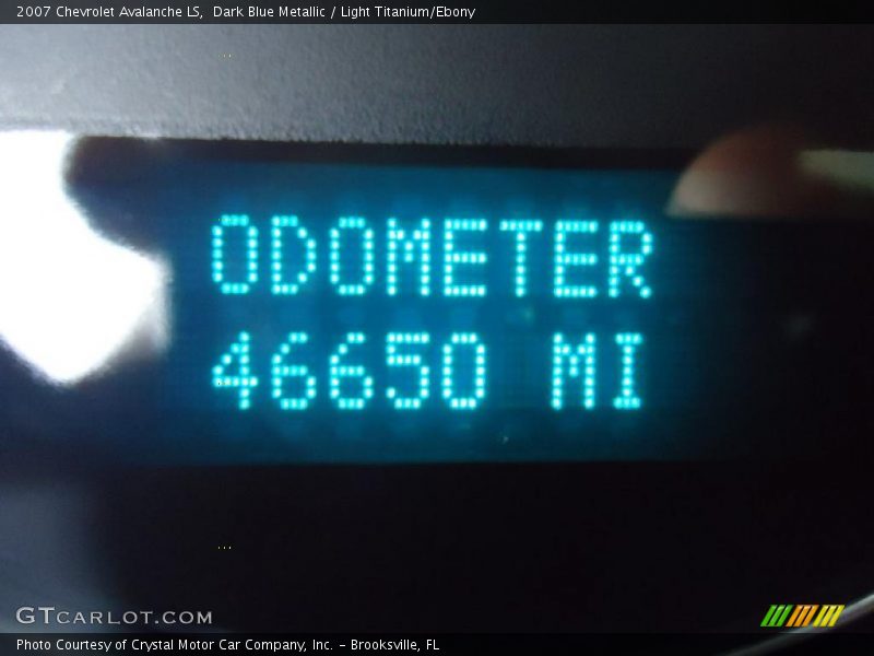 Dark Blue Metallic / Light Titanium/Ebony 2007 Chevrolet Avalanche LS