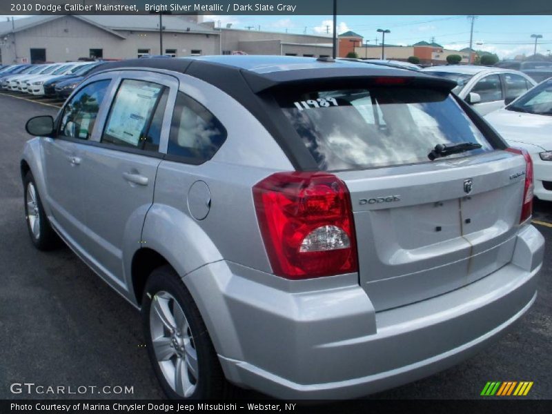 Bright Silver Metallic / Dark Slate Gray 2010 Dodge Caliber Mainstreet