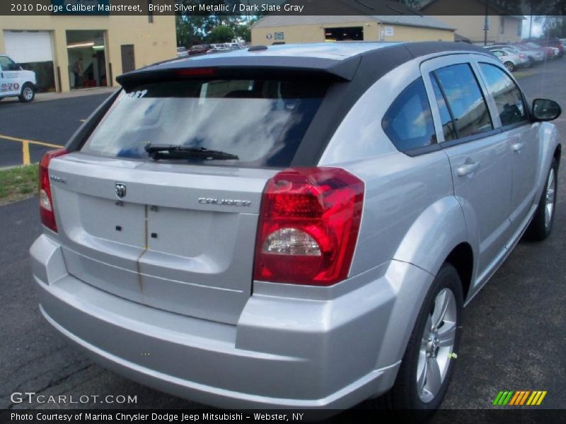 Bright Silver Metallic / Dark Slate Gray 2010 Dodge Caliber Mainstreet