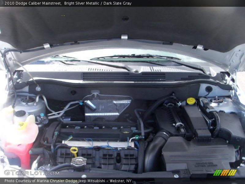Bright Silver Metallic / Dark Slate Gray 2010 Dodge Caliber Mainstreet