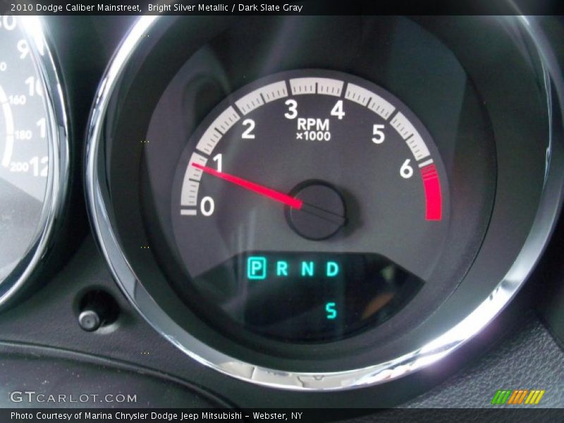 Bright Silver Metallic / Dark Slate Gray 2010 Dodge Caliber Mainstreet
