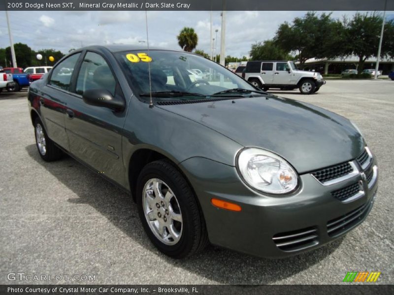 Mineral Gray Metallic / Dark Slate Gray 2005 Dodge Neon SXT