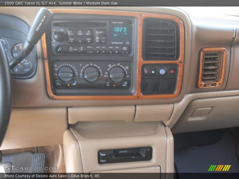Summit White / Medium Dark Oak 2000 GMC Yukon XL SLT 4x4