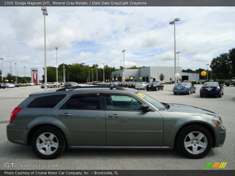 Mineral Gray Metallic / Dark Slate Gray/Light Graystone 2005 Dodge Magnum SXT