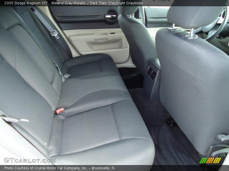 Mineral Gray Metallic / Dark Slate Gray/Light Graystone 2005 Dodge Magnum SXT