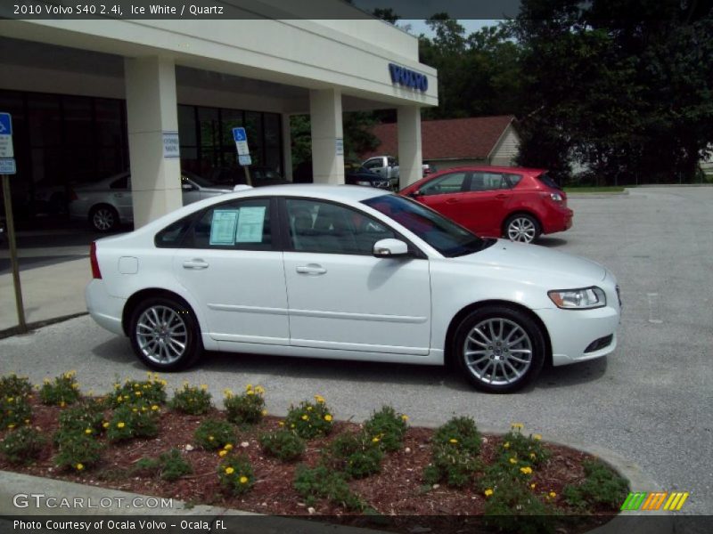 Ice White / Quartz 2010 Volvo S40 2.4i