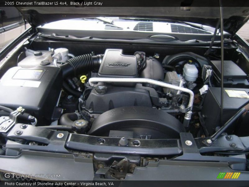 Black / Light Gray 2005 Chevrolet TrailBlazer LS 4x4