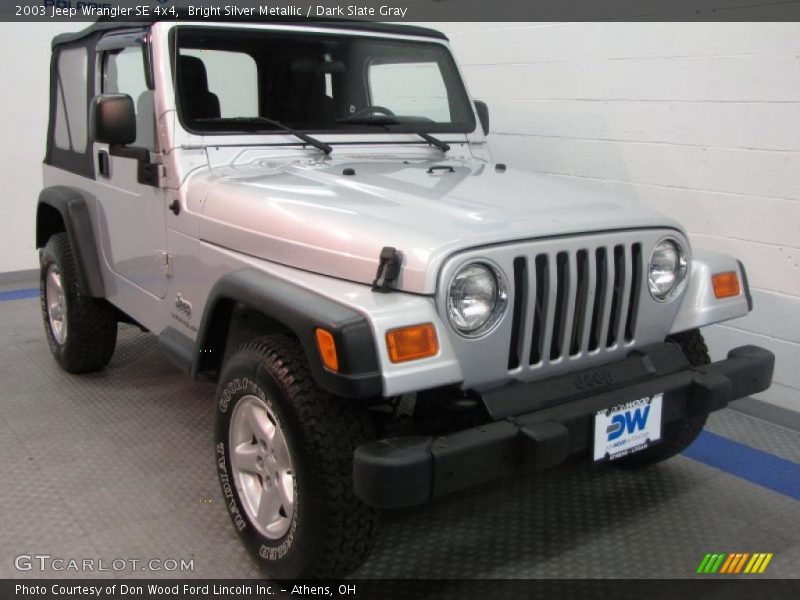 Bright Silver Metallic / Dark Slate Gray 2003 Jeep Wrangler SE 4x4