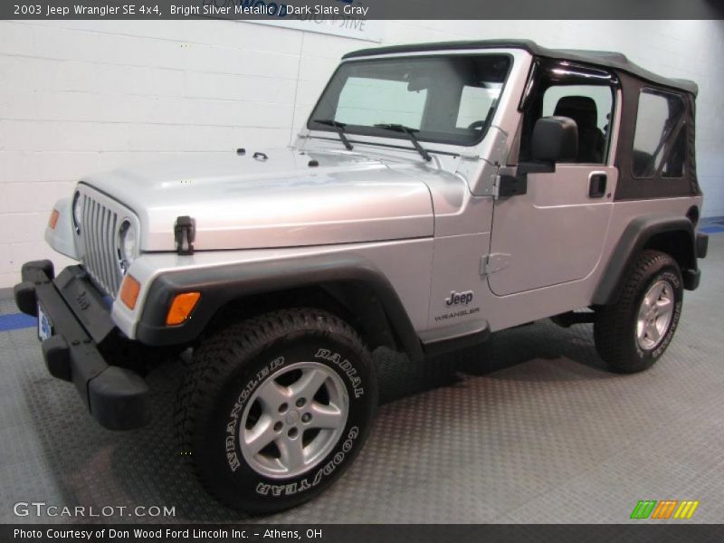 Bright Silver Metallic / Dark Slate Gray 2003 Jeep Wrangler SE 4x4