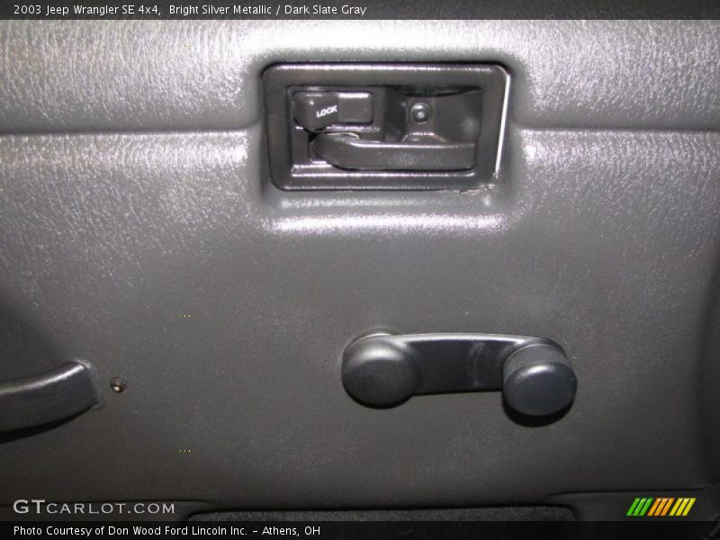 Bright Silver Metallic / Dark Slate Gray 2003 Jeep Wrangler SE 4x4