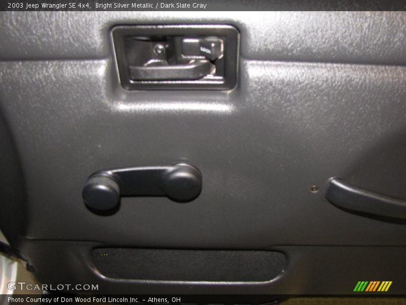 Bright Silver Metallic / Dark Slate Gray 2003 Jeep Wrangler SE 4x4