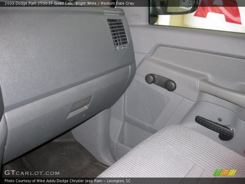 Bright White / Medium Slate Gray 2009 Dodge Ram 2500 ST Quad Cab