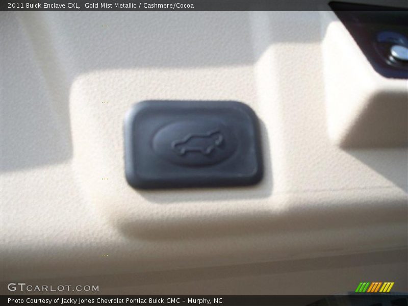 Gold Mist Metallic / Cashmere/Cocoa 2011 Buick Enclave CXL