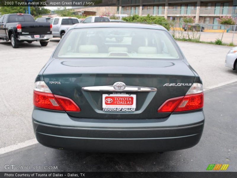 Aspen Green Pearl / Ivory 2003 Toyota Avalon XLS