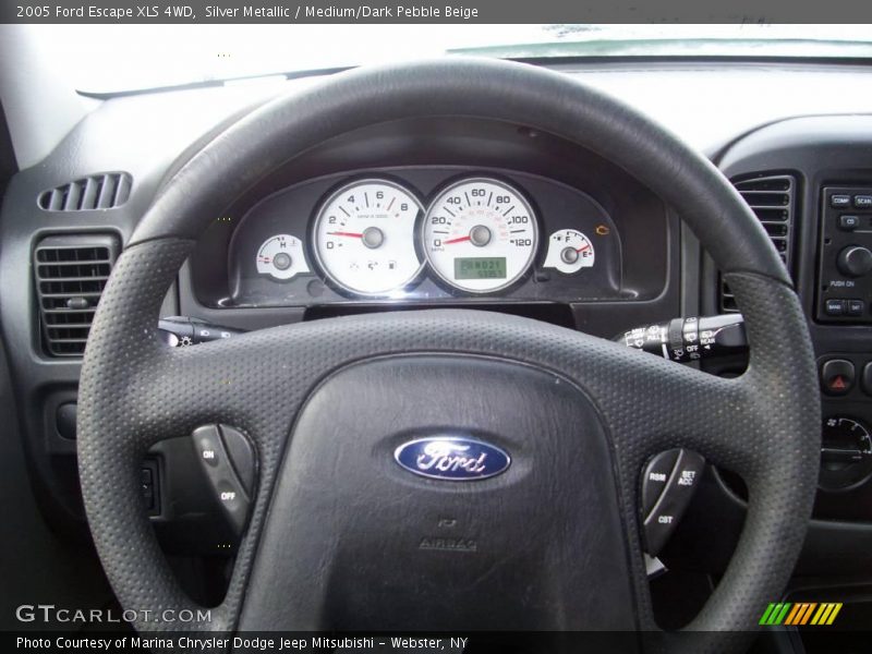 Silver Metallic / Medium/Dark Pebble Beige 2005 Ford Escape XLS 4WD