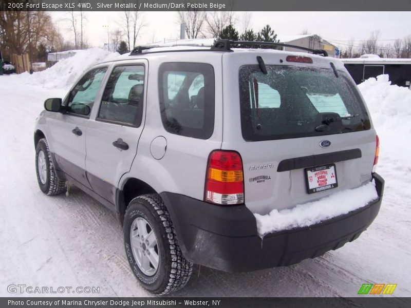 Silver Metallic / Medium/Dark Pebble Beige 2005 Ford Escape XLS 4WD