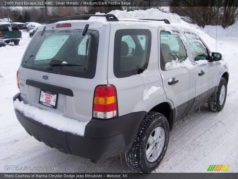 Silver Metallic / Medium/Dark Pebble Beige 2005 Ford Escape XLS 4WD