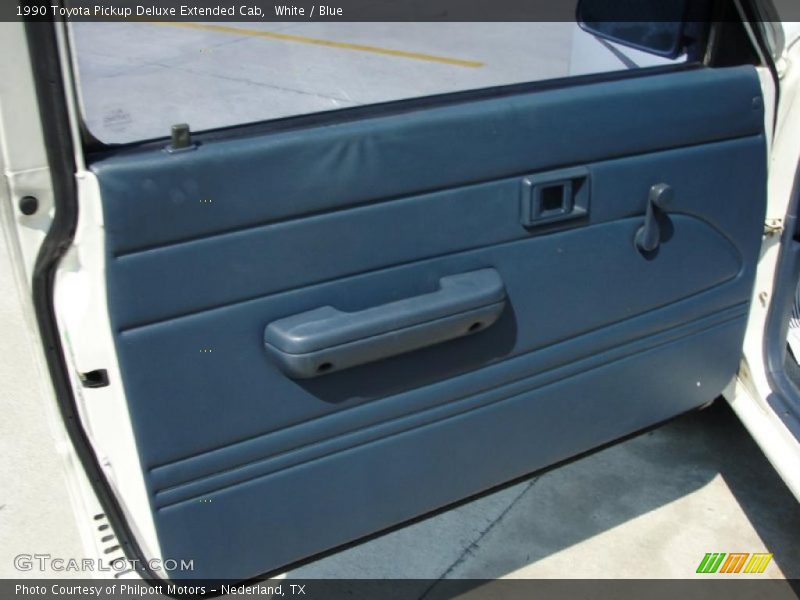 White / Blue 1990 Toyota Pickup Deluxe Extended Cab