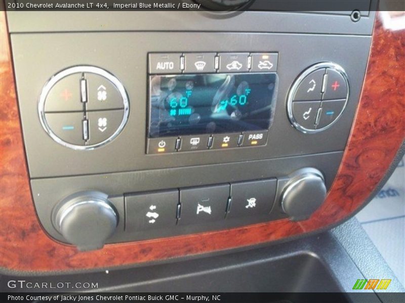 Imperial Blue Metallic / Ebony 2010 Chevrolet Avalanche LT 4x4