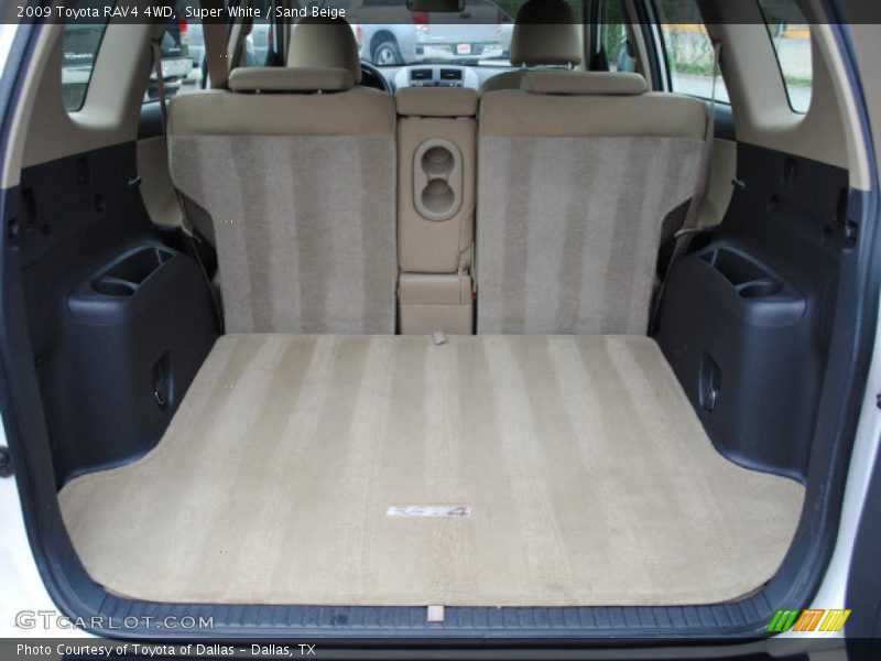 Super White / Sand Beige 2009 Toyota RAV4 4WD