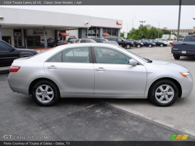 Classic Silver Metallic / Ash 2009 Toyota Camry LE V6